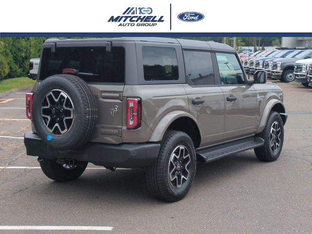 New 2026 Ford Bronco Outer Banks SUV