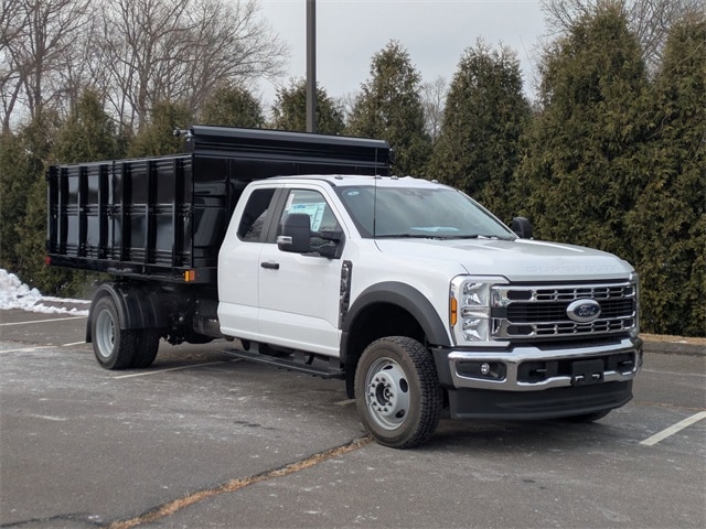 2026 Ford F-550 Super Duty Chassis Cab XL's photo