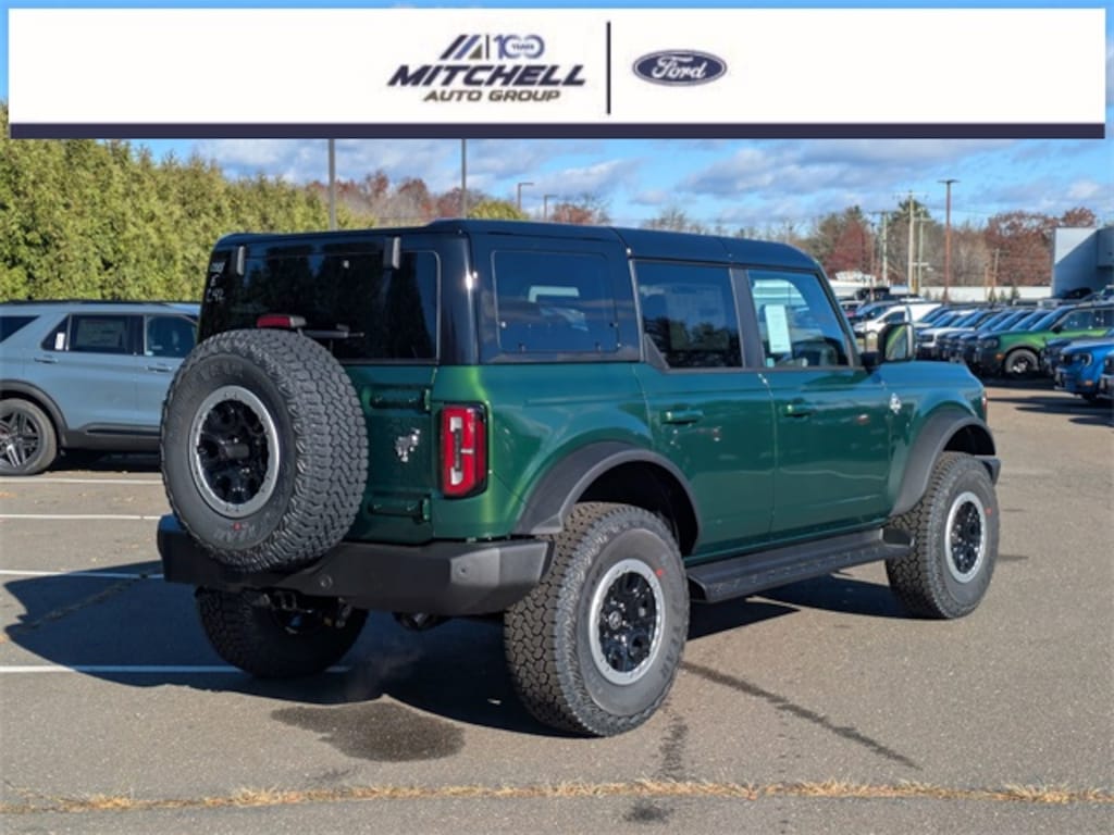 New 2025 Ford Bronco Outer Banks SUV