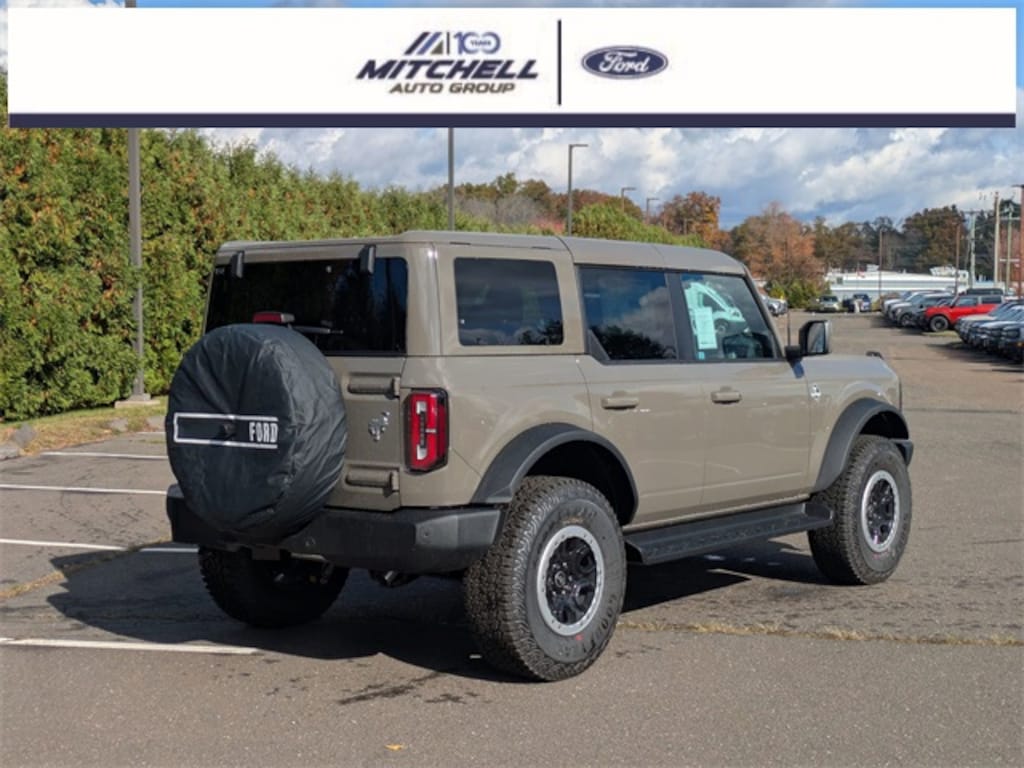 New 2025 Ford Bronco Outer Banks SUV