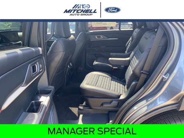 2026 Ford Explorer ST-Line - Photo 27