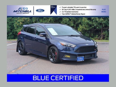 2017 Ford Focus ST Cars