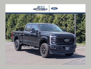 2026 Ford F-350 Lariat Super Duty Truck Crew Cab