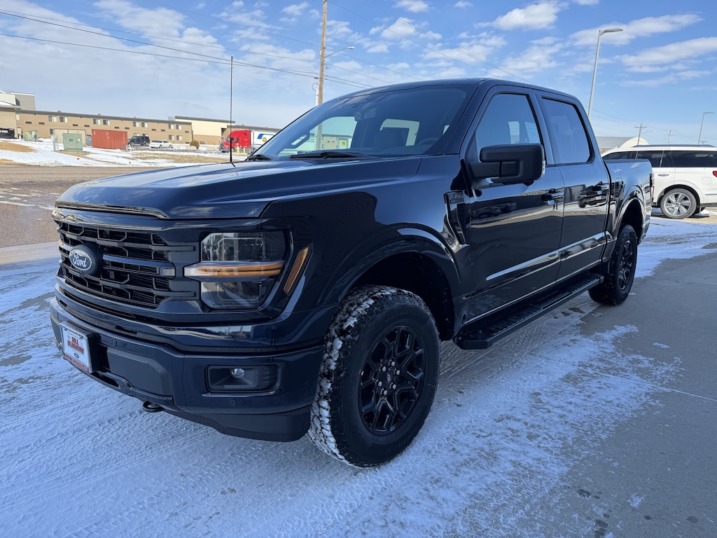 New 2025 Ford F-150 XLT Truck SuperCrew Cab