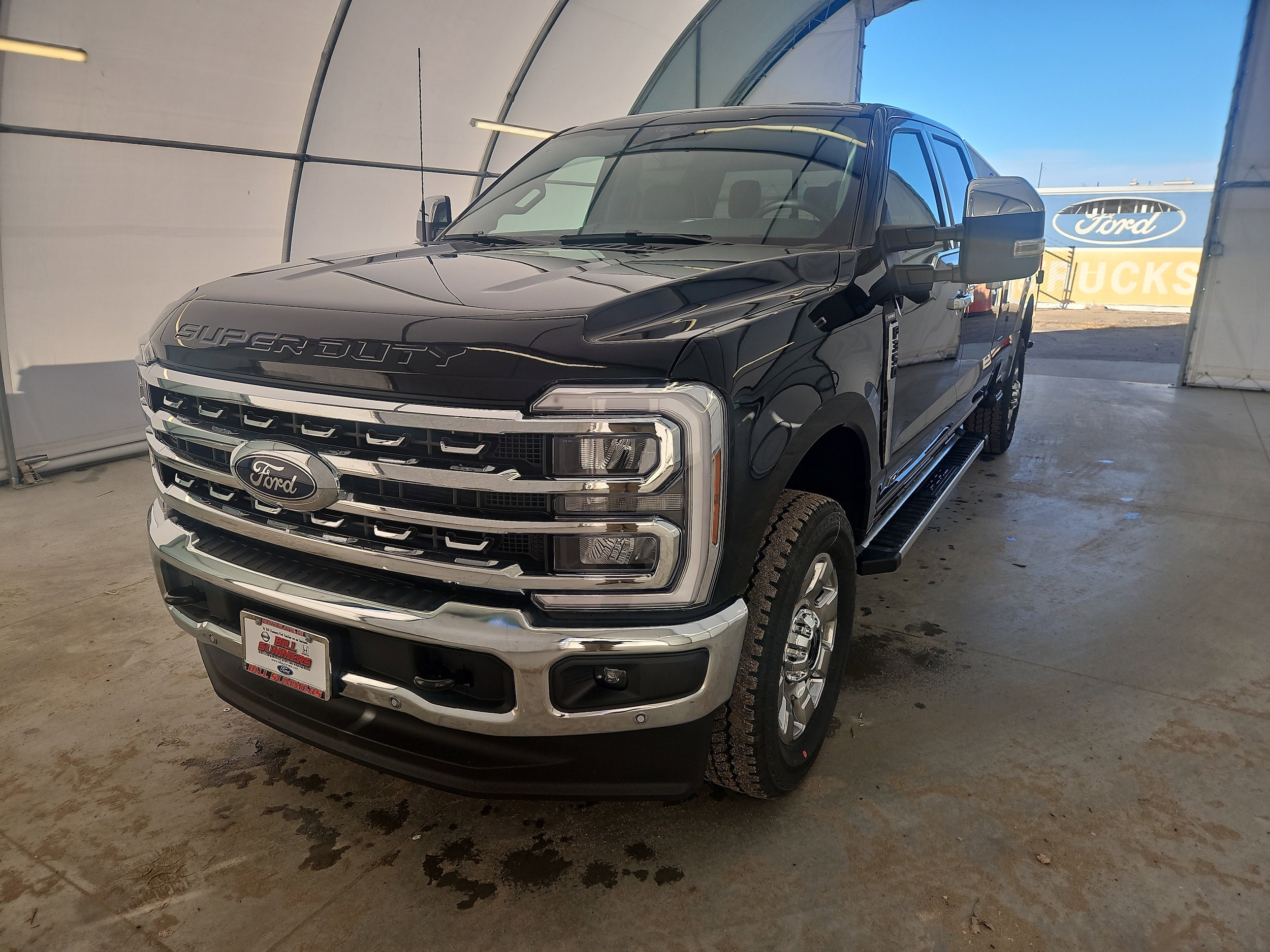 2026 Ford F-350 Super Duty Lariat's photo