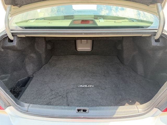 2003 Toyota Avalon - Photo 18