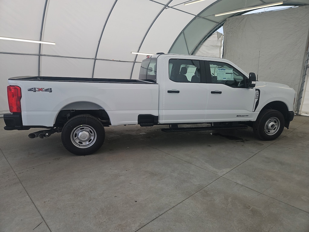 New 2026 Ford F-250 XL Truck Crew Cab