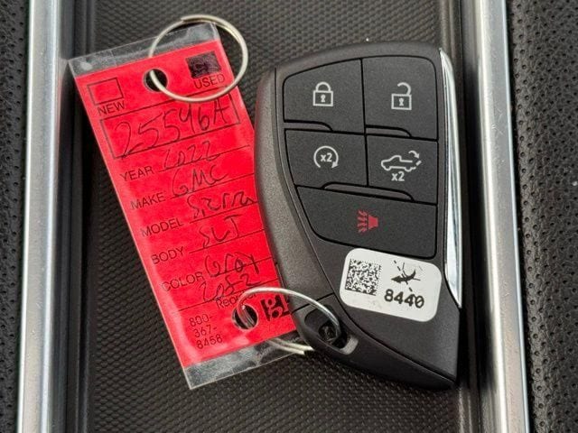 2022 GMC Sierra 1500 SLT - Photo 19