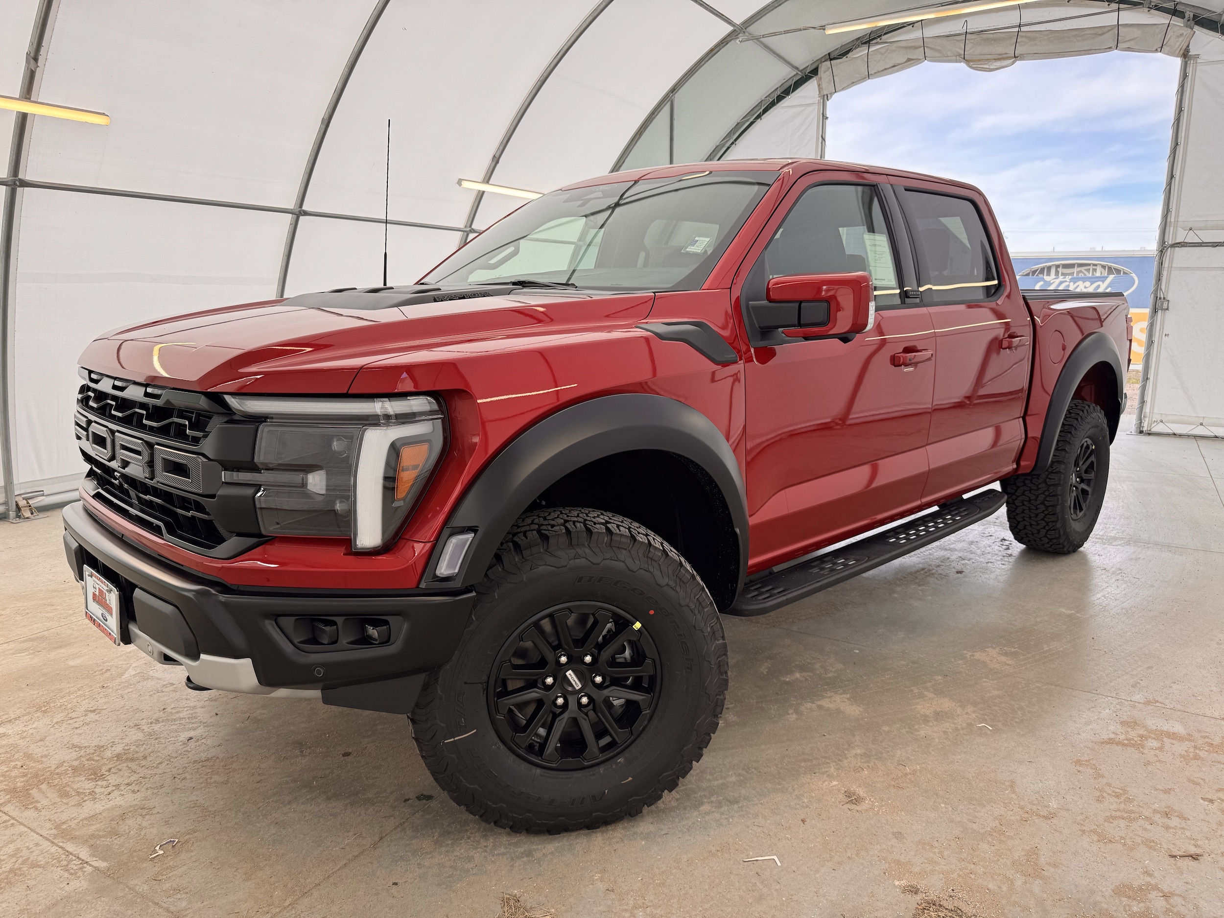 2025 Ford F-150 Raptor's photo
