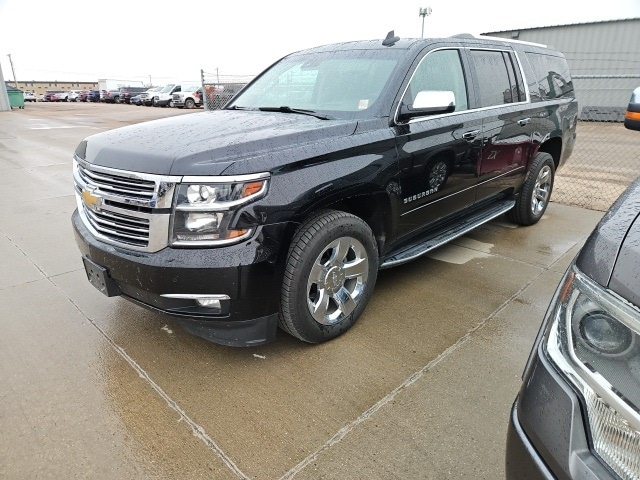 2017 Chevrolet Suburban Premier's photo