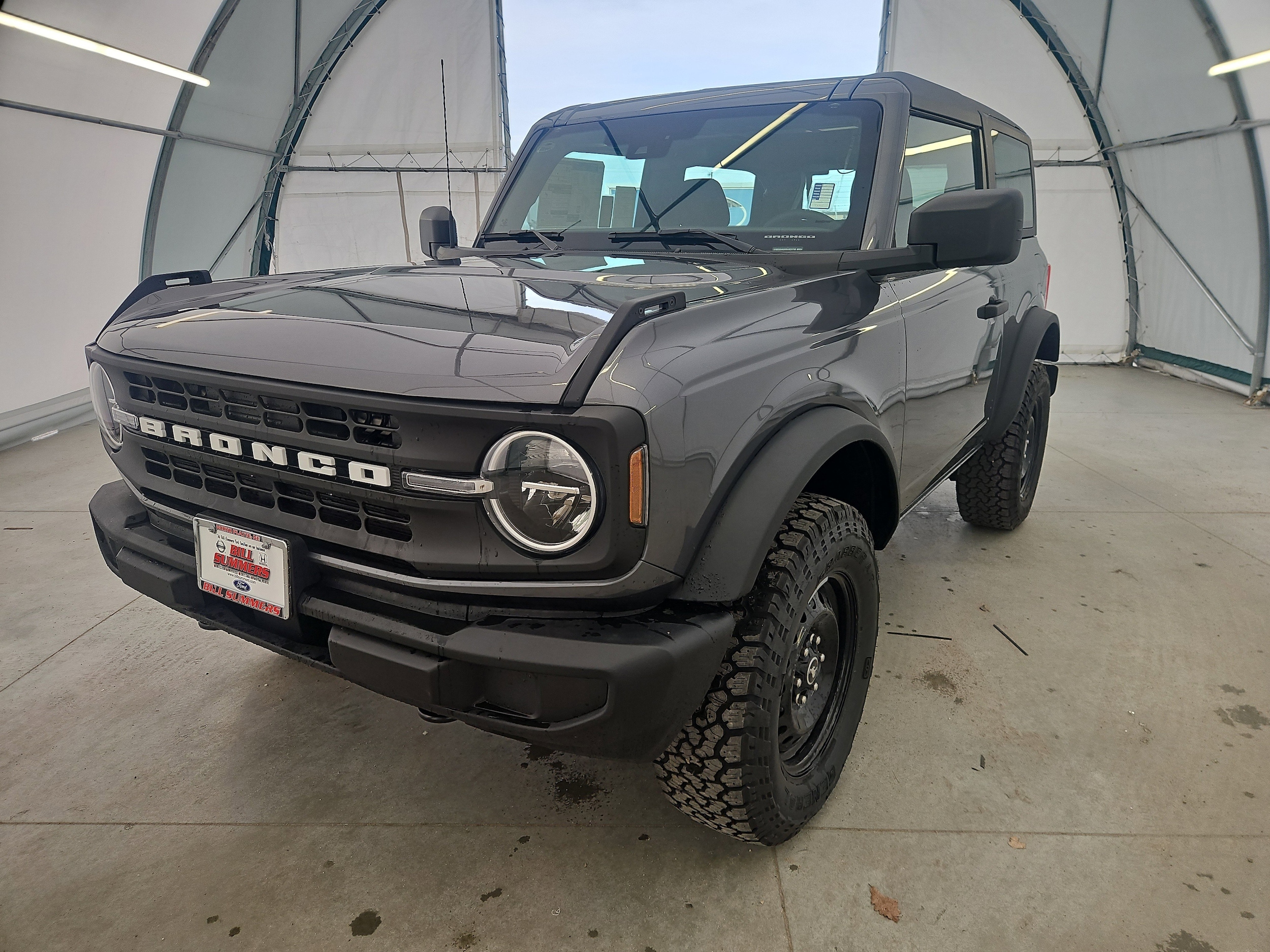 2025 Ford Bronco 2-Door Base's photo