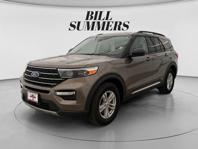 2021 Ford Explorer XLT 4WD's photo