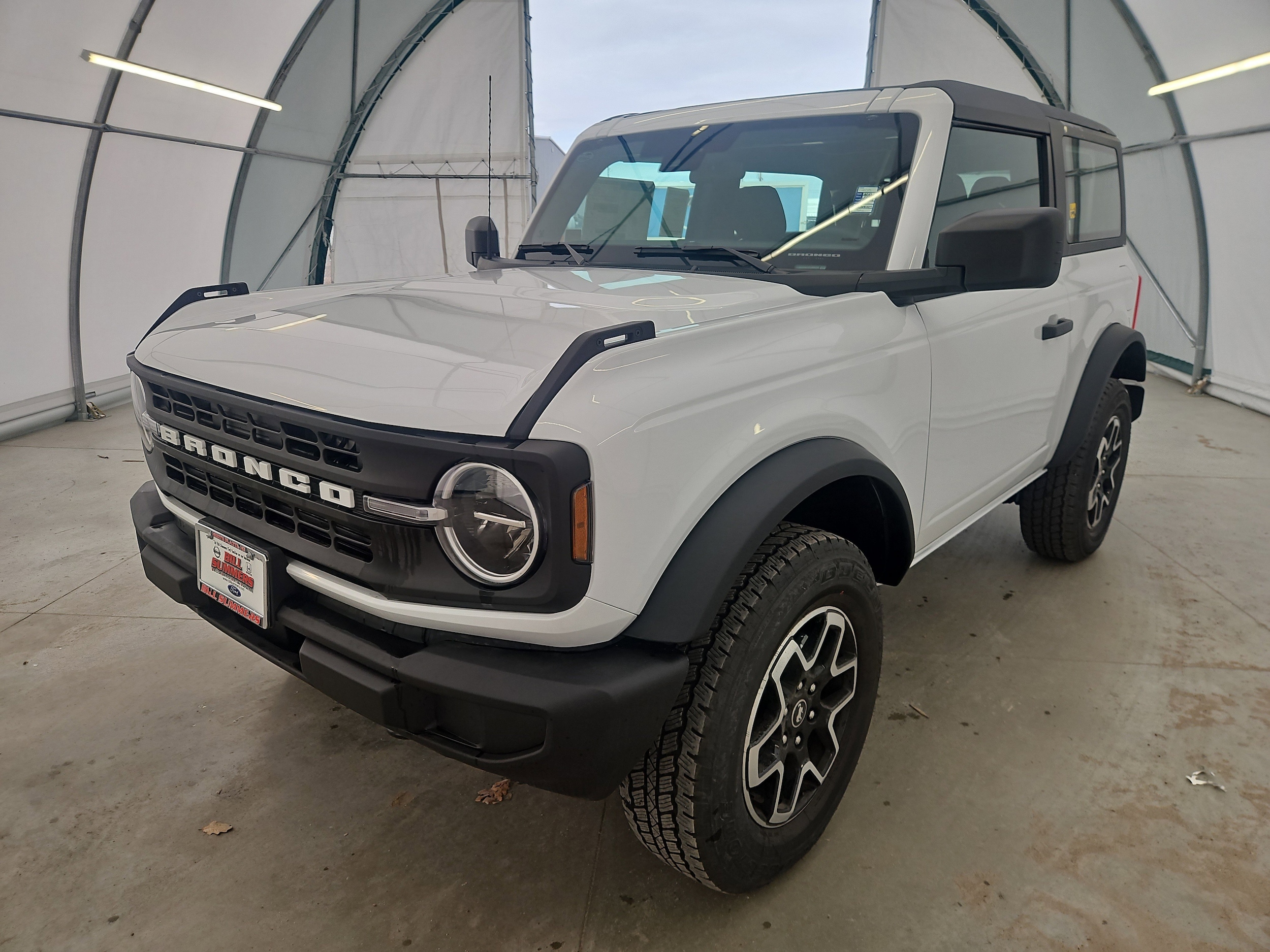 2025 Ford Bronco 2-Door Base's photo
