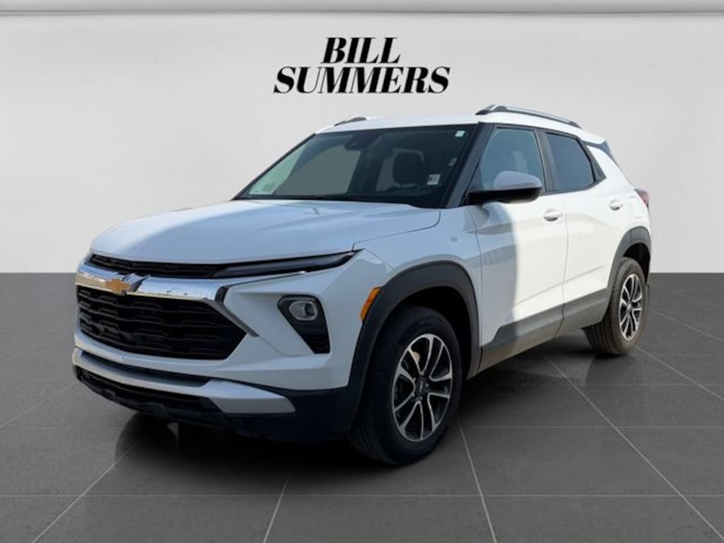 Used 2025 Chevrolet Trailblazer LT SUV