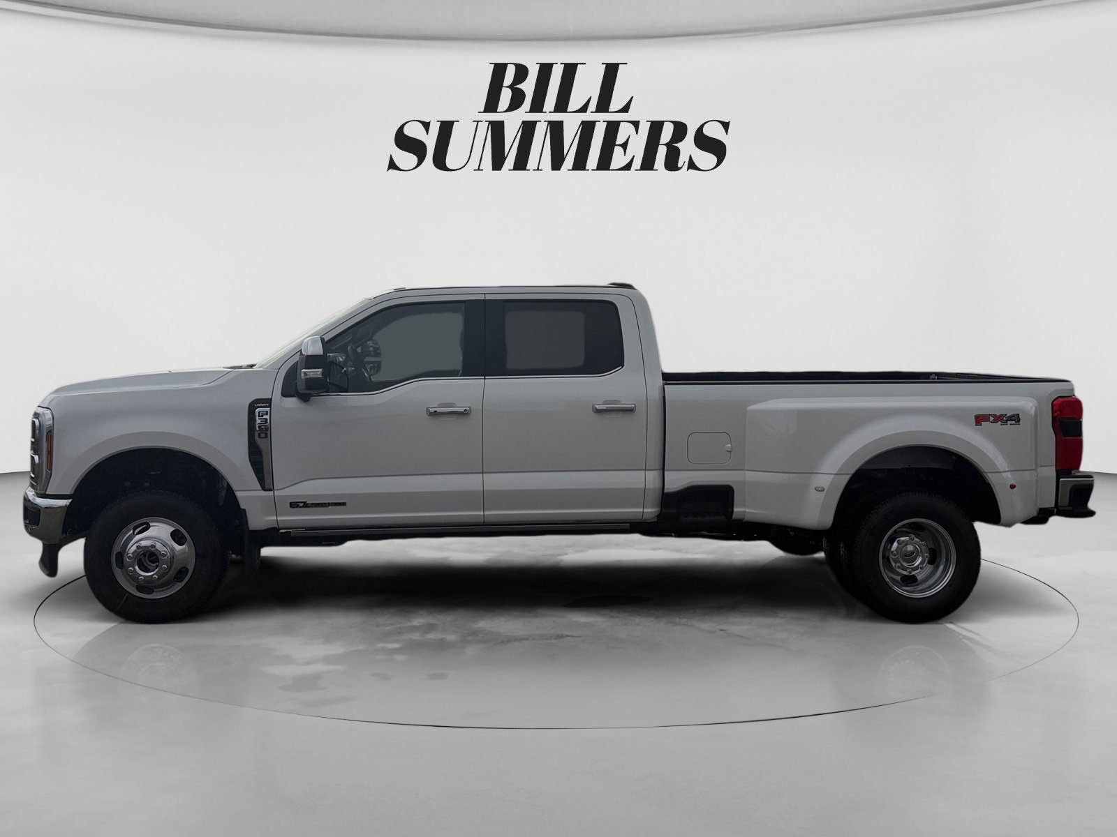 New 2026 Ford F-350 5J Truck Crew Cab