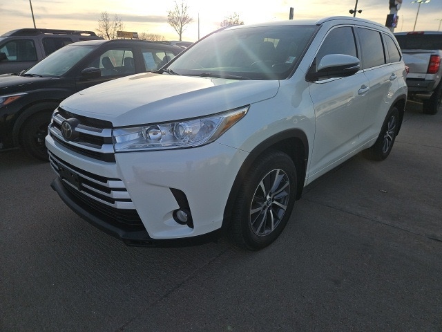 2018 Toyota Highlander XLE's photo