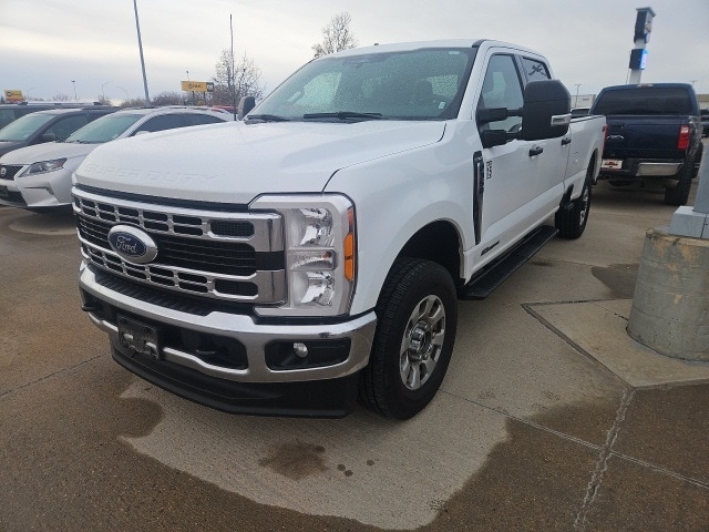 2024 Ford F-350 Super Duty XLT's photo
