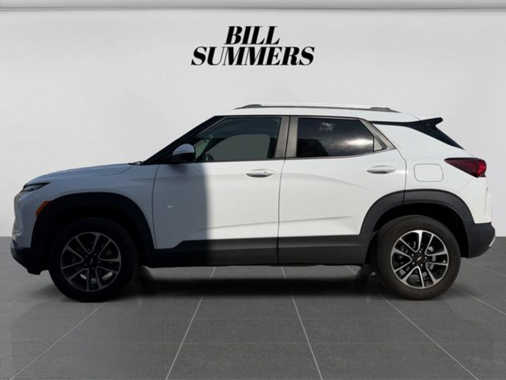 Used 2025 Chevrolet Trailblazer LT SUV