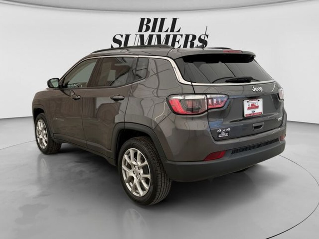 Used 2022 Jeep Compass Latitude Lux SUV