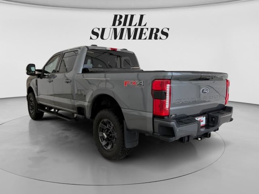 Used 2024 Ford F-250SD Lariat Truck