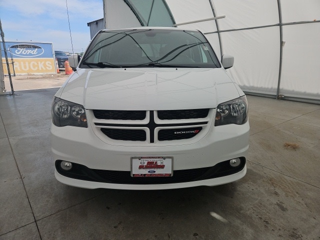 Used 2020 Dodge Grand Caravan GT with VIN 2C4RDGEG6LR199060 for sale in North Platte, NE