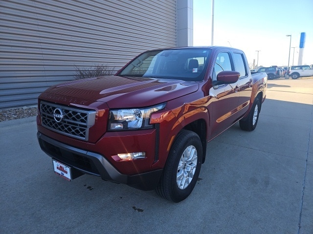 2022 Nissan Frontier SV's photo