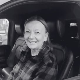 Staff member Jennifer Shipp from b81dee6ef97f