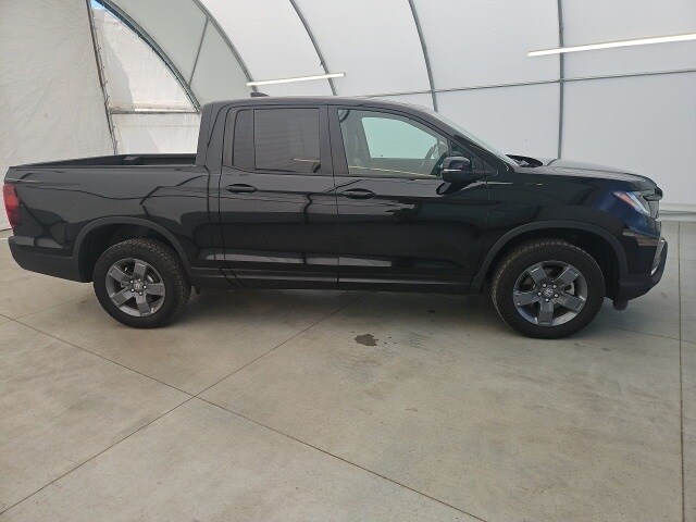 2025 Honda Ridgeline TrailSport photo 4