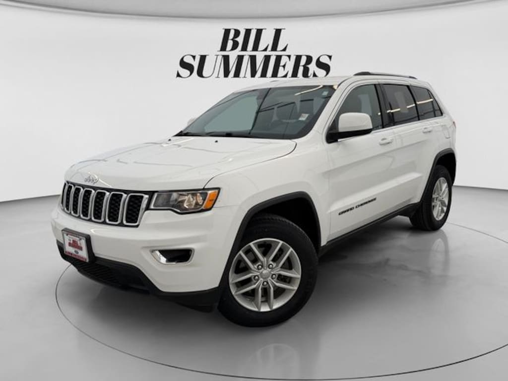 Used 2018 Jeep Grand Cherokee Laredo SUV