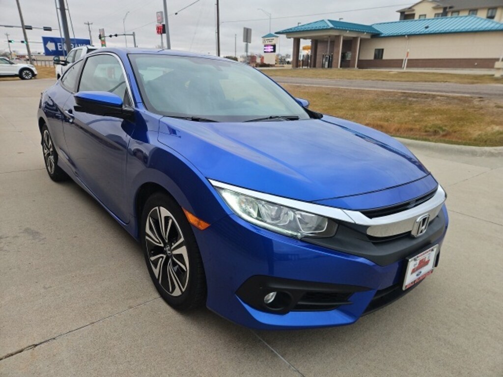 Used 2017 Honda Civic EX-T Coupe