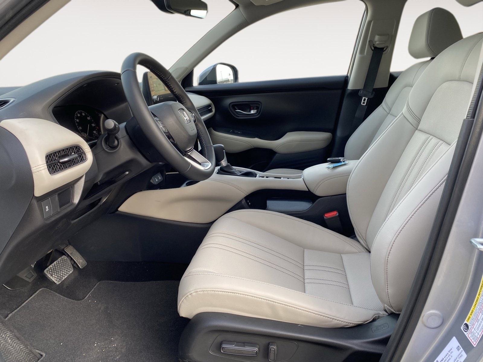 2026 Honda HR-V EX-L - Photo 10