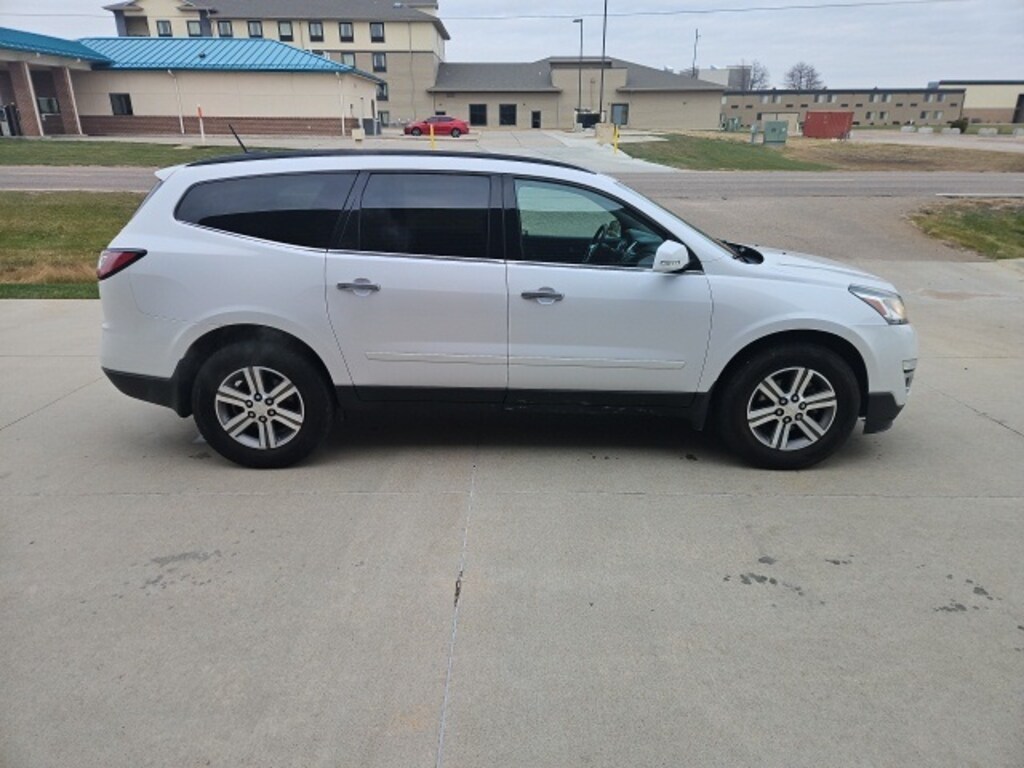 Used 2016 Chevrolet Traverse 2LT SUV