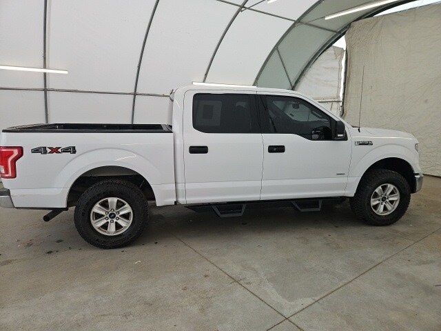 2015 Ford F-150 XLT photo 4