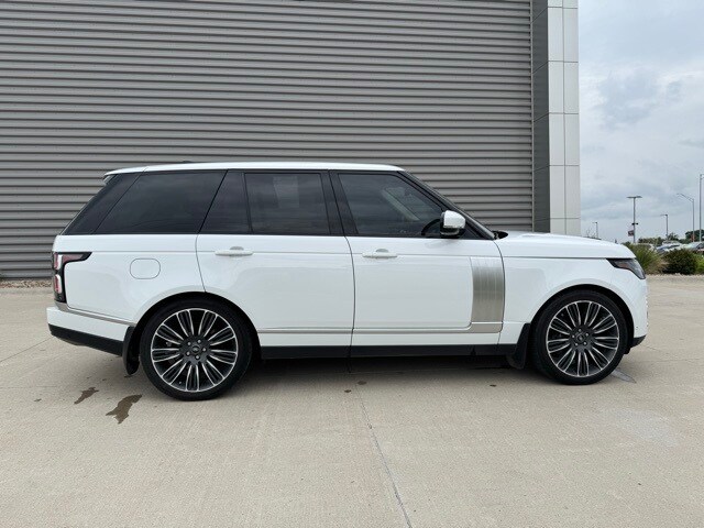 2022 Land Rover Range Rover P525 HSE HSE Westminster Edition photo 4