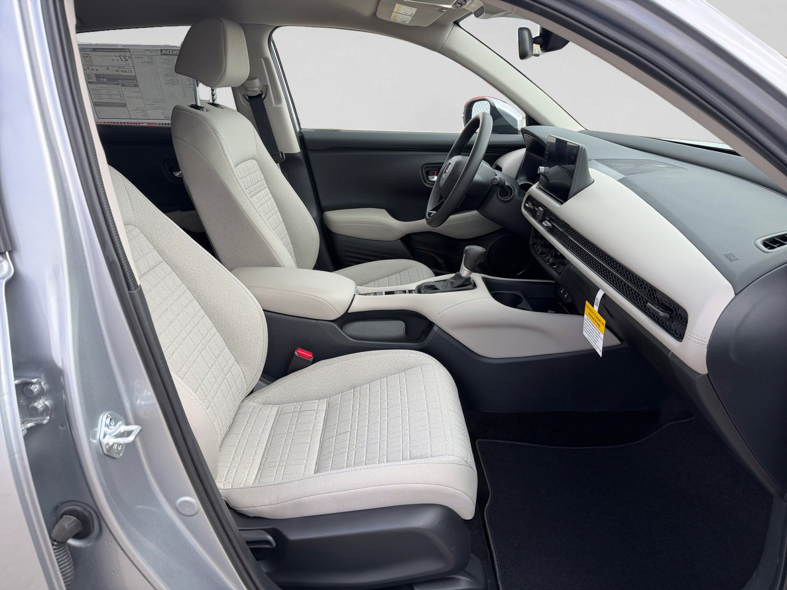 2026 Honda HR-V LX - Photo 17