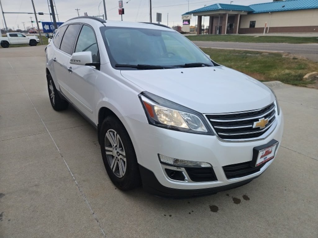 Used 2016 Chevrolet Traverse 2LT SUV
