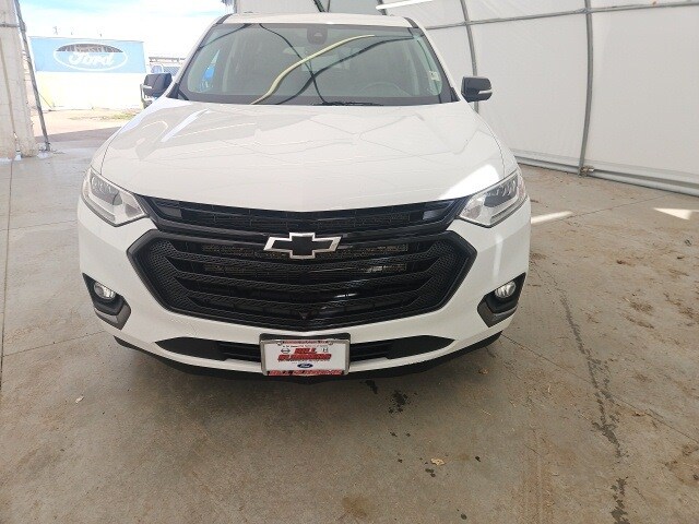 2021 Chevrolet Traverse Premier photo 2