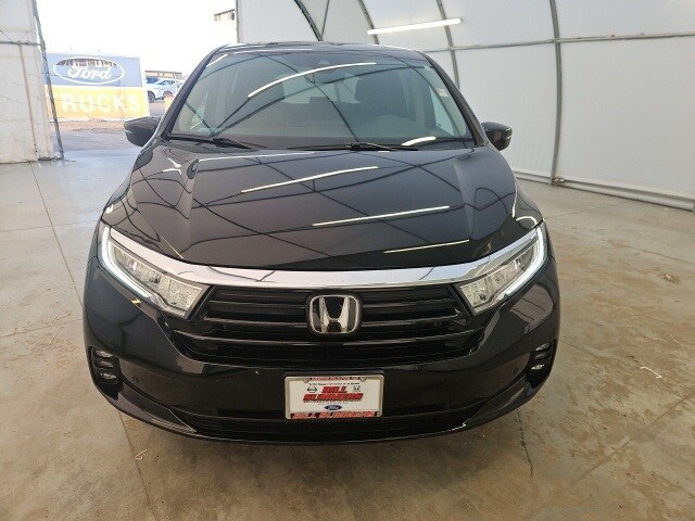 2023 Honda Odyssey Touring photo 2
