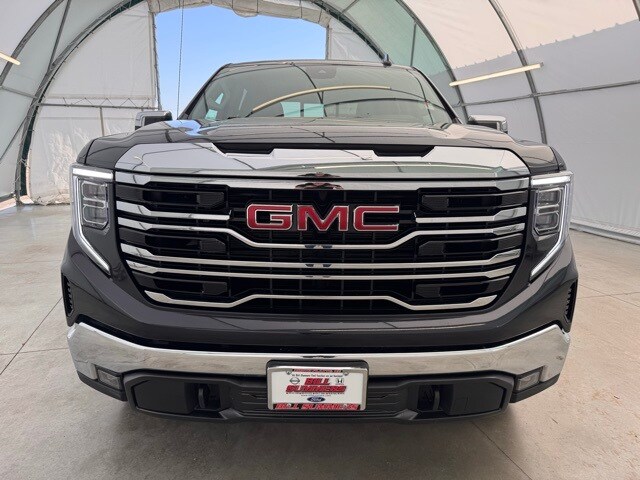 2022 Gmc Sierra 1500 SLT photo 2