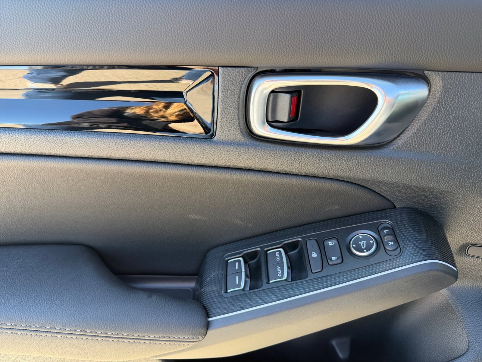 2026 Honda Civic Sport Touring - Photo 11