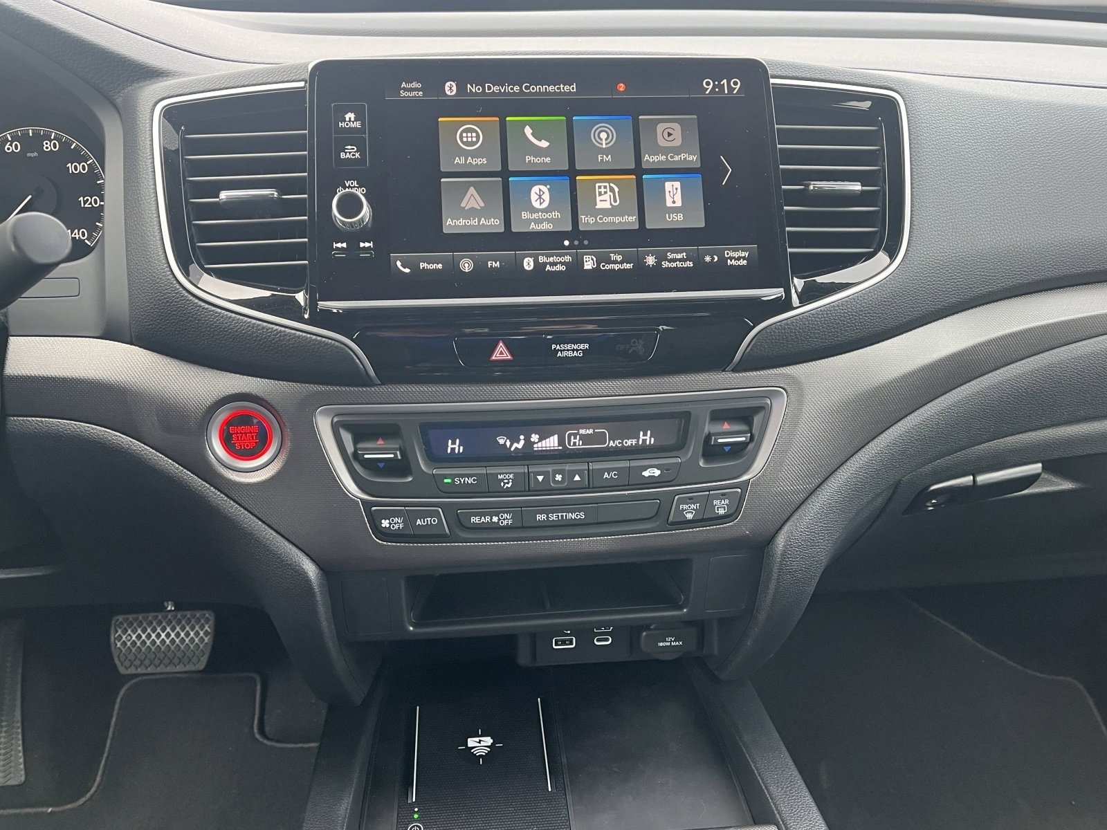 2025 Honda Ridgeline Sport - Photo 17