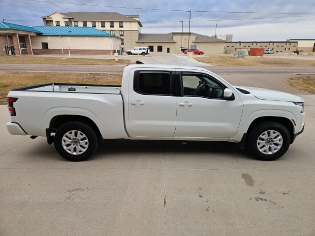 Used 2022 Nissan Frontier SV Truck