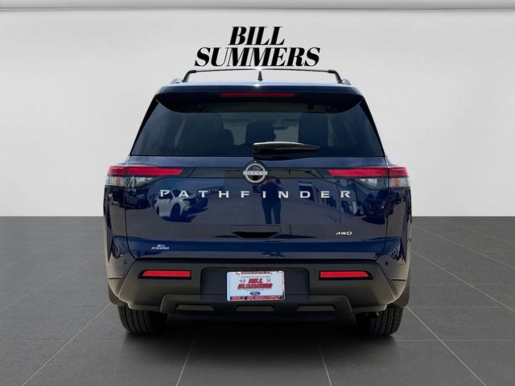 Used 2025 Nissan Pathfinder SV SUV