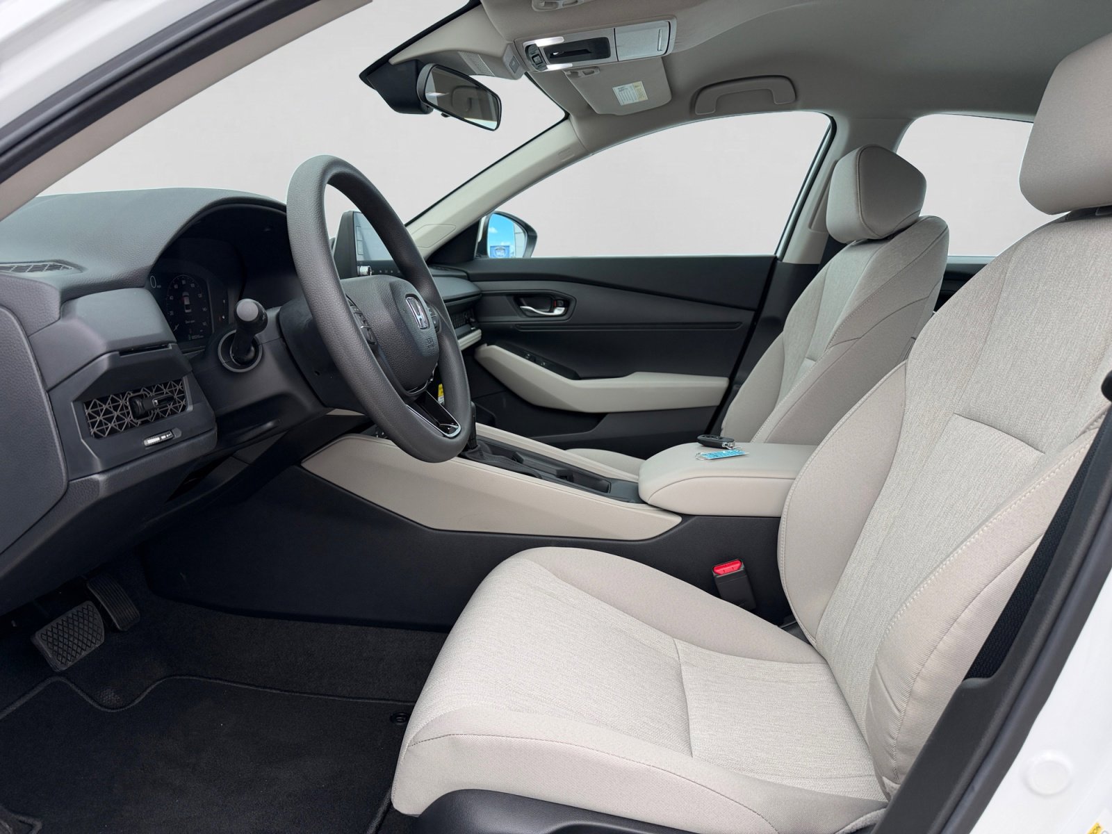 2026 Honda Accord LX - Photo 10