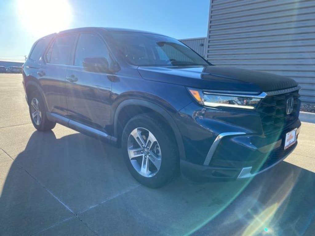 Used 2025 Honda Pilot EX-L SUV