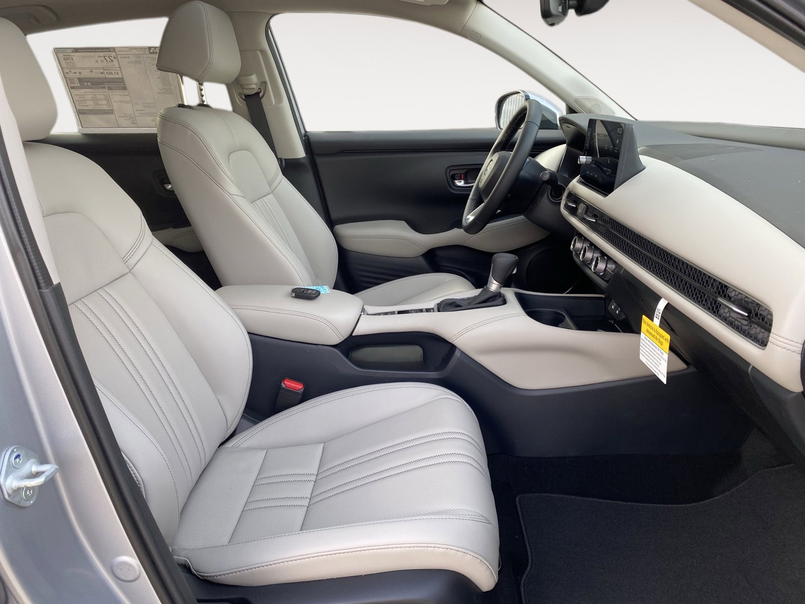 2026 Honda HR-V EX-L - Photo 14