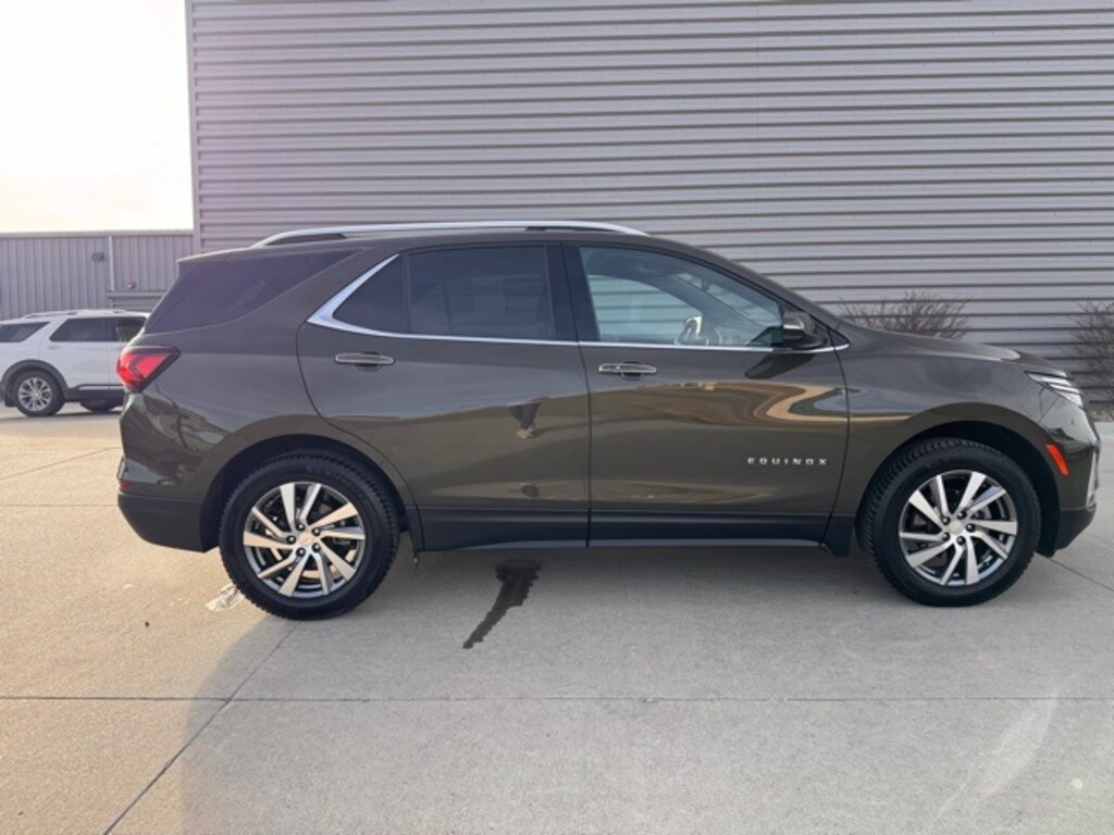 Used 2023 Chevrolet Equinox Premier SUV