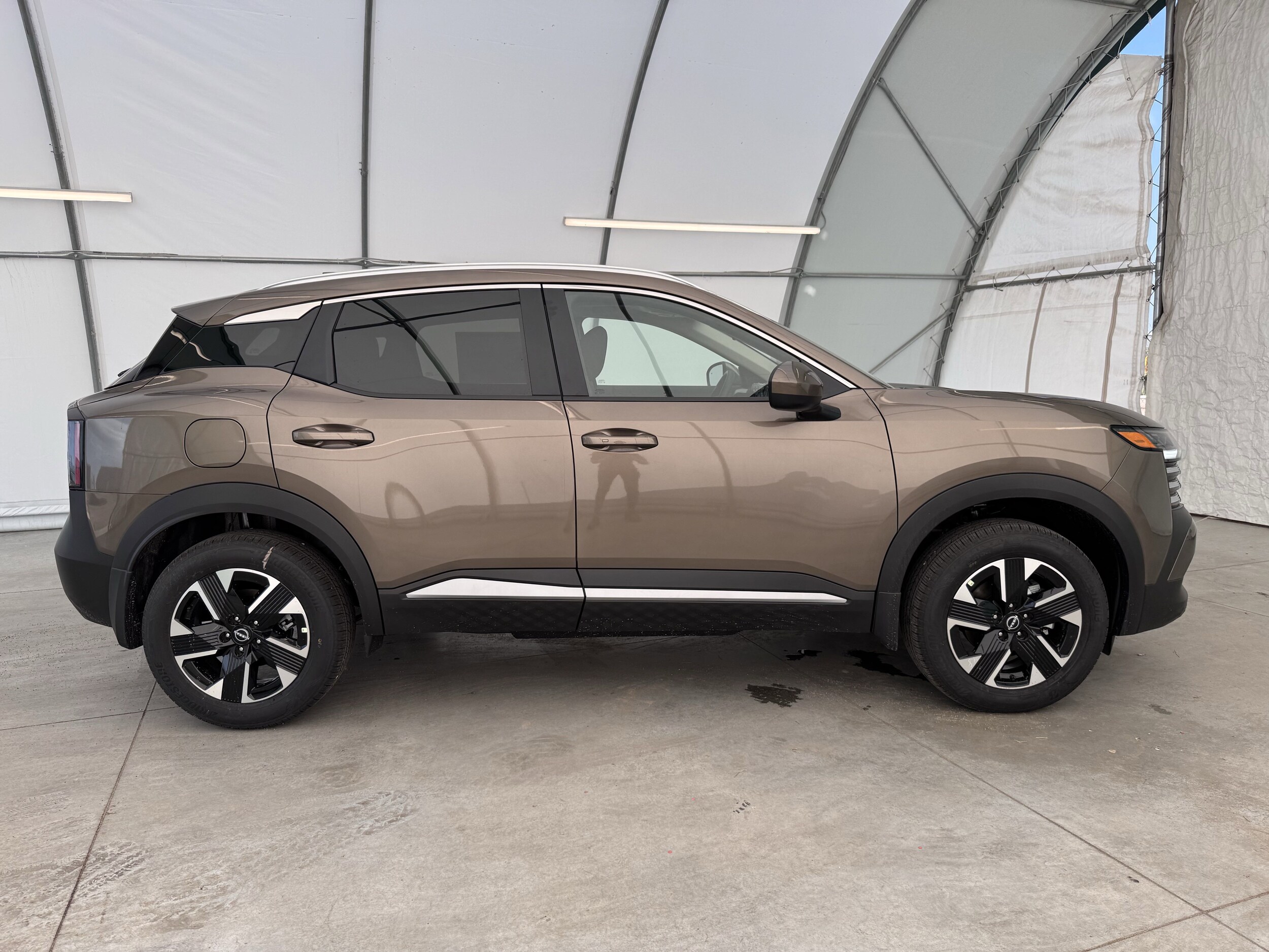 2025 Nissan Kicks SV photo 4