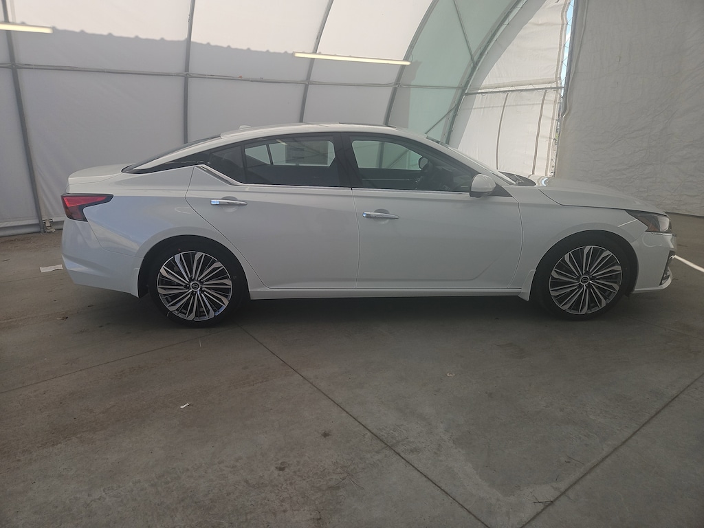 New 2025 Nissan Altima SL SL FWD