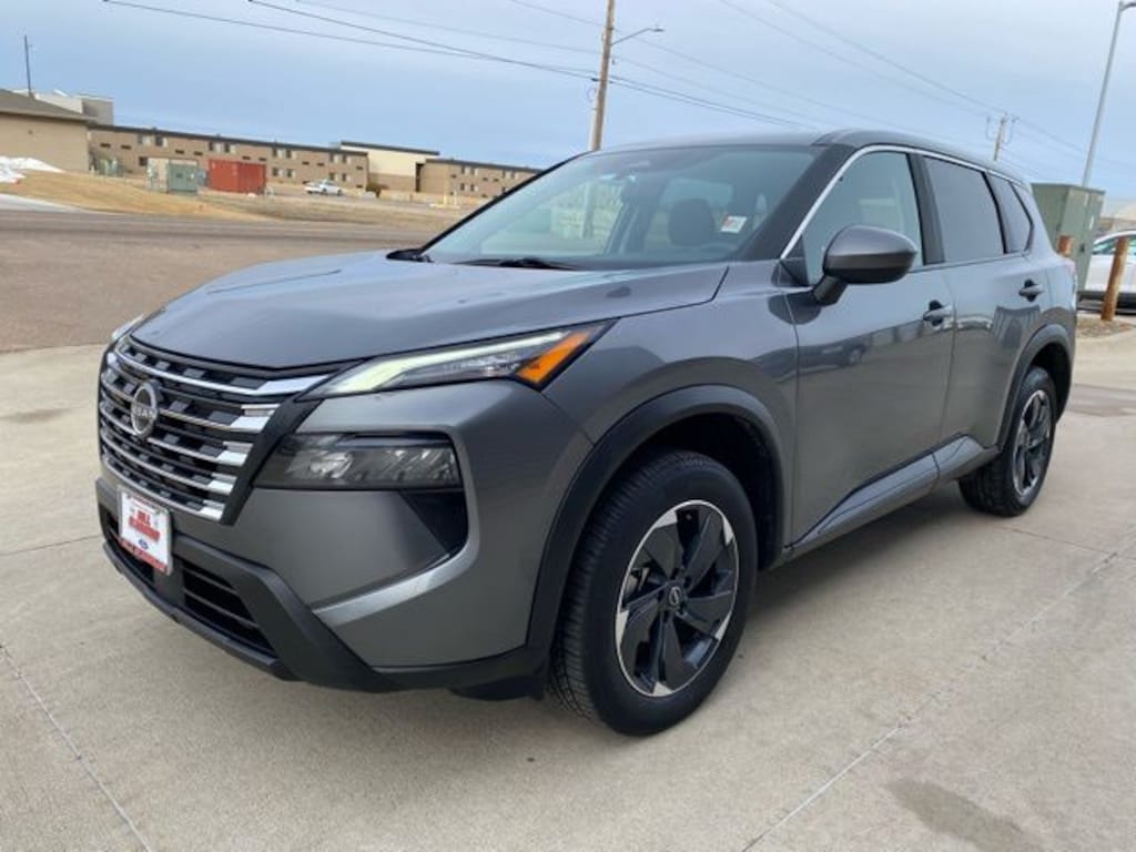 Used 2024 Nissan Rogue SV SUV